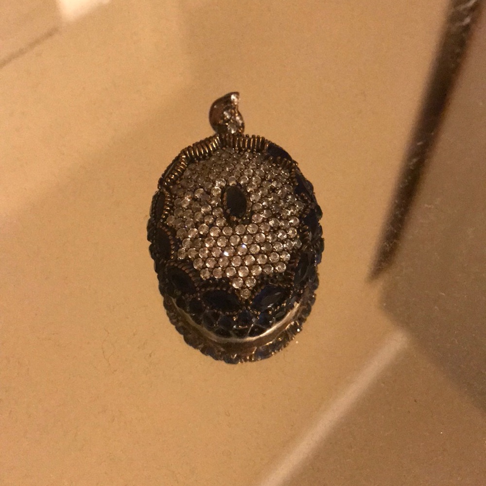 Pendant